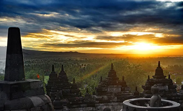 Dai templi di Giava all’esotica Bali – Itinerario di 18 giorni in Indonesia